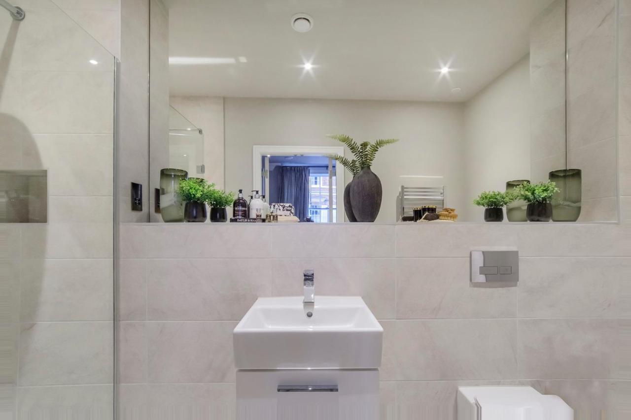 The Presidential Suite, With Free Parking! York Eksteriør bilde